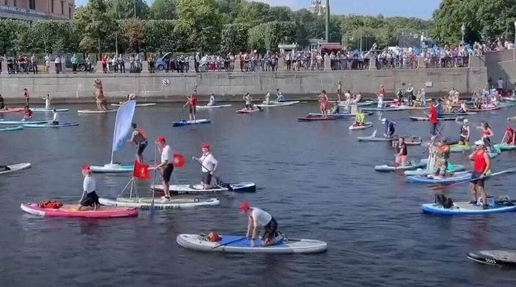 «Территория спорта. День за Днем». Сапсерфинг на водоемах Петербурга