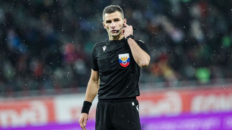 Судья Сухой весь матч уничтожал «Зенит» в игре с «Краснодаром»