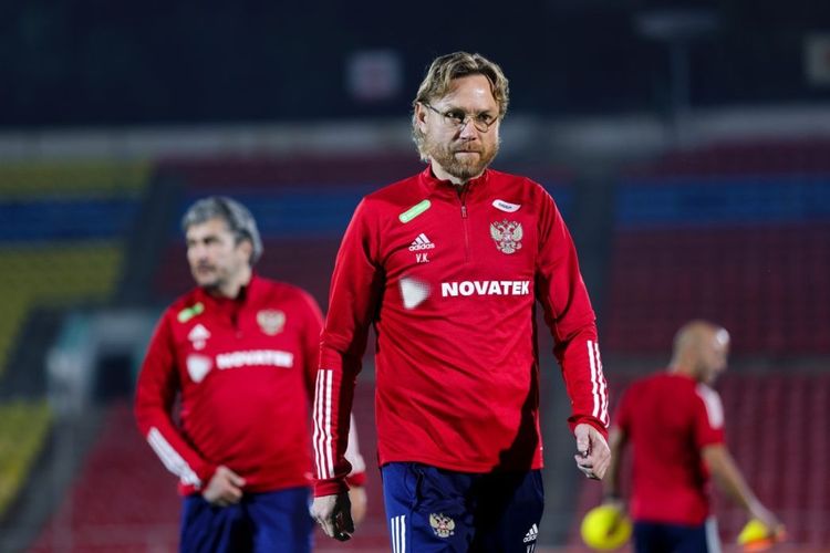 Карпин совсем «поплыл». Ему лучше отказаться от совместительства