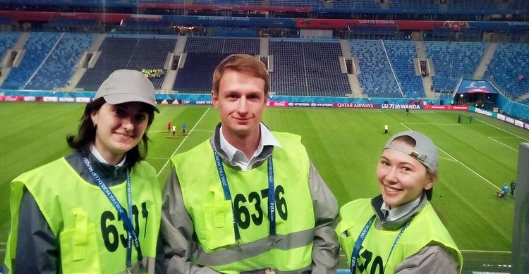 Кто безопасность болельщиков бережет: стюарды на ЧМ-2018