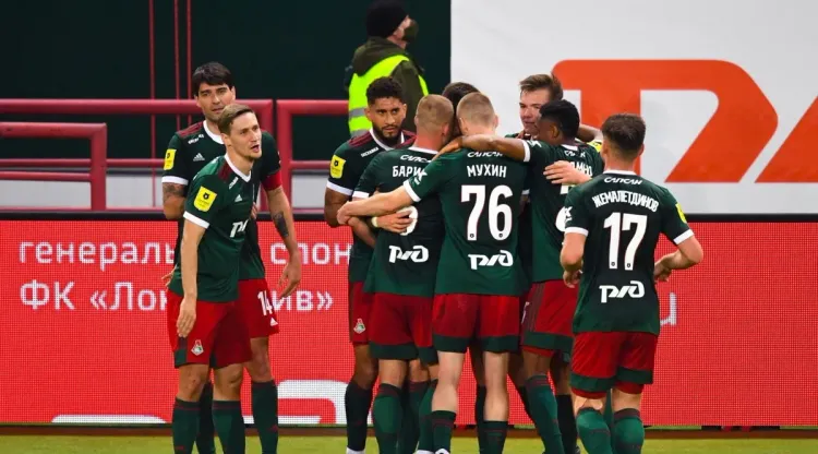 Полузащитник «Локомотива» Денис Глушаков: «Решил бить в касание»