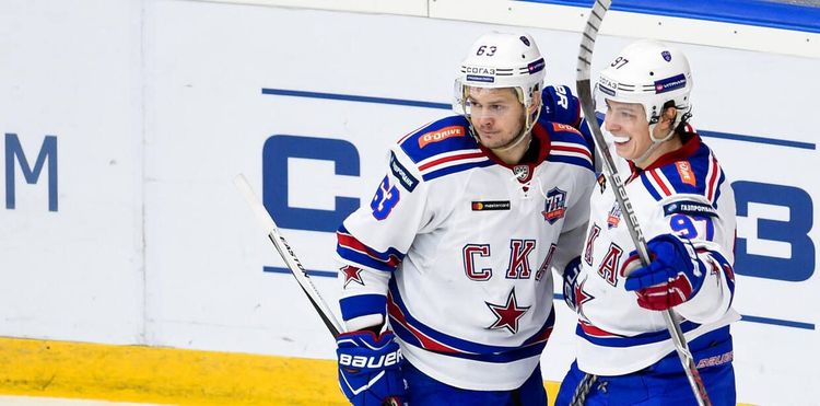 Армейские битвы: тренерский опыт против миллиардов