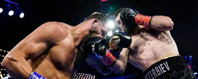 «Тренер сказал, я уже почти боксер». Бетербиеву хватило 5 минут, чтобы забрать третий чемпионский пояс