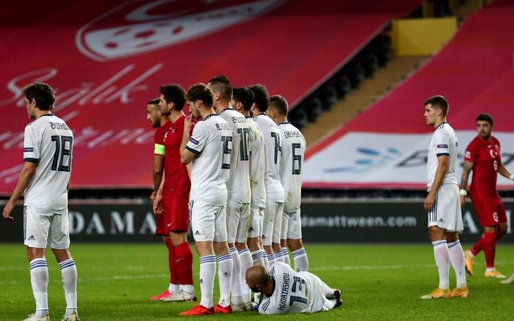 Три игрока, которых должен заменить Черчесов. Состоится ли дебют в решающем матче сборной России?