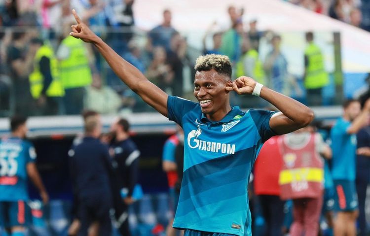 В составе «Зенита» есть слабое звено. Помешает ли это историческим достижениям?