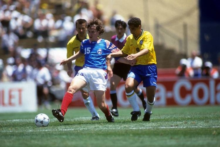 От «Ювентуса» до японцев. Как сборная России играла с клубными командами