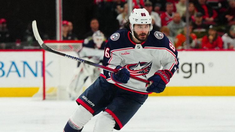 «Радует, что мы можем забивать в концовках». Марченко — о волевой победе «Коламбуса»