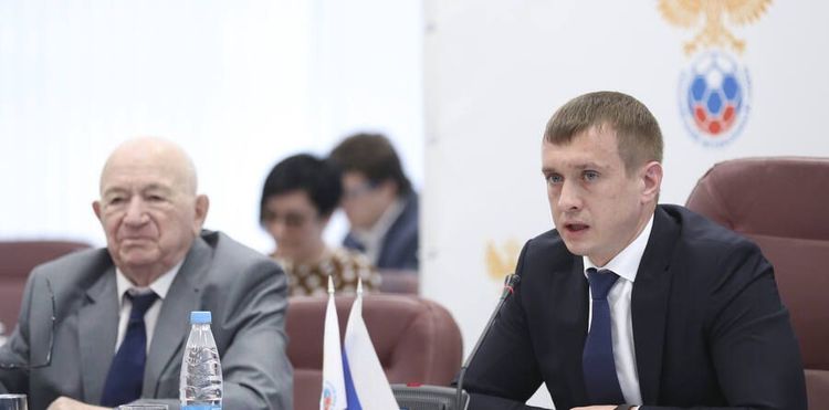 Левников вернулся, долги ушли