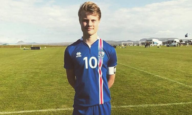 Сын Эйдура Гудьонссена выбил Россию