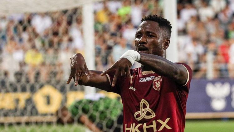 Форвард, на которого не нужно играть: зачем «Балтике» Фамейе