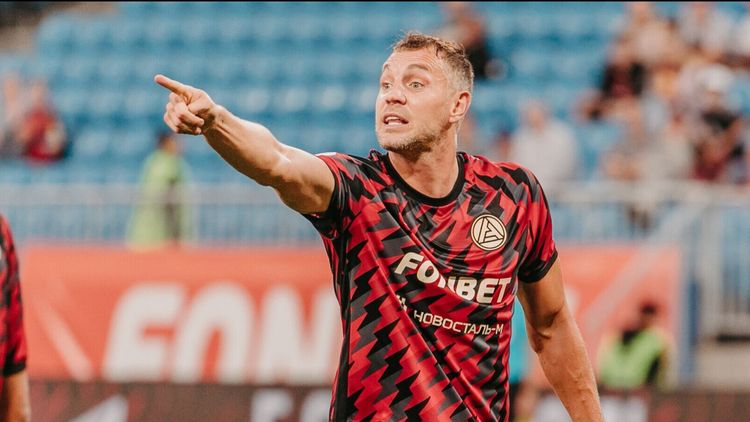 Дзюба назвал минспорта РФ Дегтярева самым влиятельным человеком в футболе