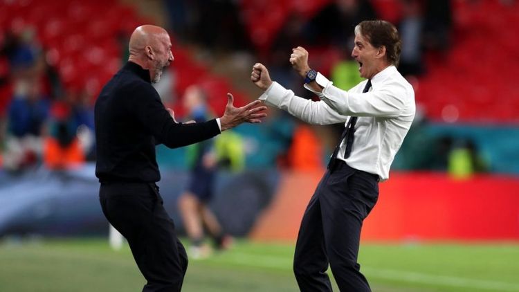 История дружбы Манчини и Виалли. С ними Италия – сильнейшая за последние годы