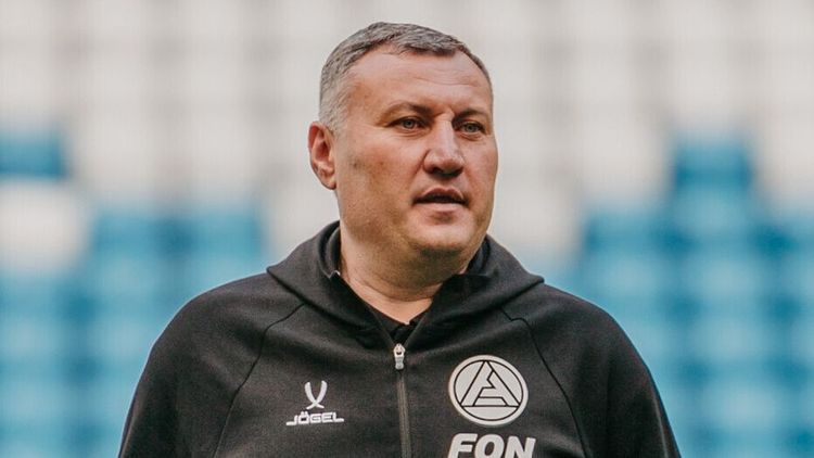 «Акрон» не планирует увольнять с поста главного тренера Тедеева