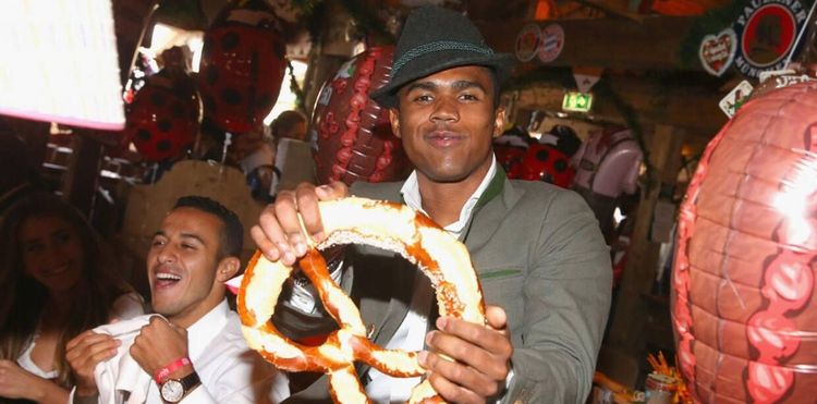 «Бавария» и «Боруссия» устали. Пора пить пиво!