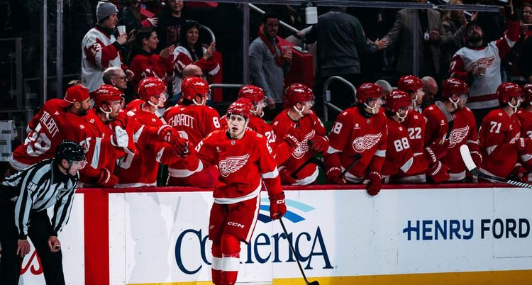 «Детройт» продлил серию поражений «Баффало» до трех матчей
