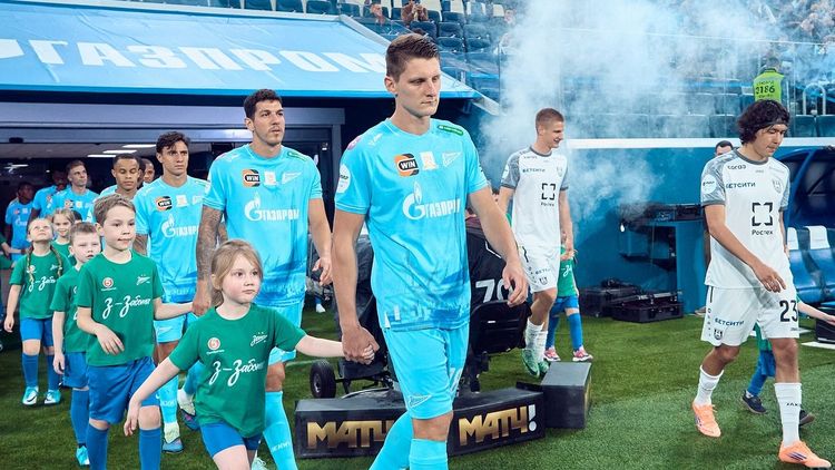 Белоус о проблемах ЦСКА: Отдали системообразующего игрока Дивеева в «Зенит»