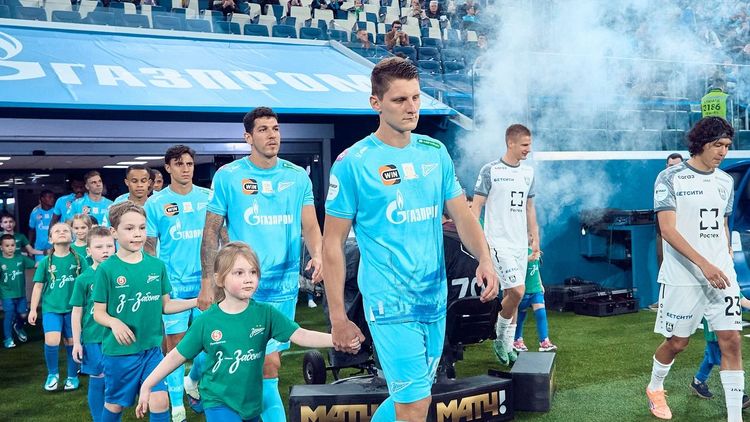 Хомуха ответил, просчет ли для ЦСКА уход Дивеева в «Зенит»