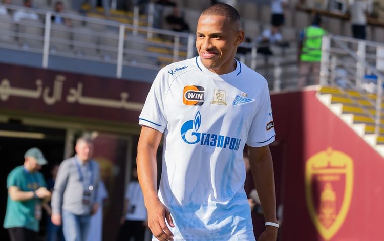 Экс-агент Джона не видит проблем с адаптацией у него в «Зените»