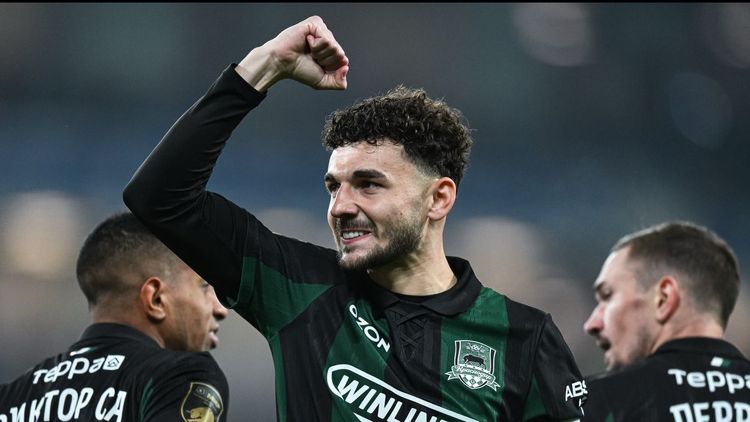 Непомнящий назвал «Краснодар» фаворитом матча с «Локомотивом»