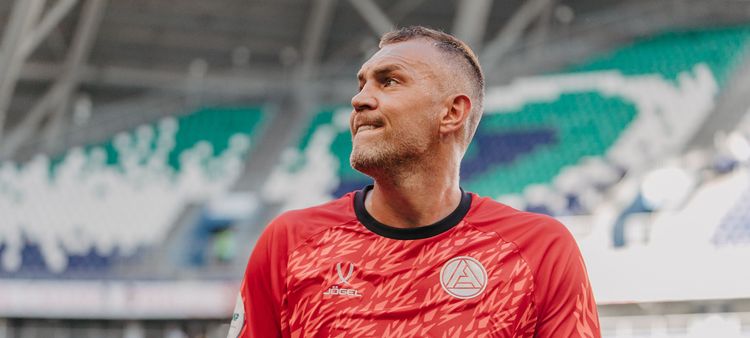 ‎Комик Дорохов: Я бы хотел погонять на тачках с Дзюбой