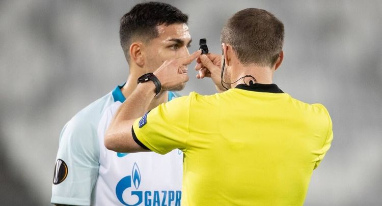 Паредес уехал в Аргентину. Так решил Семак