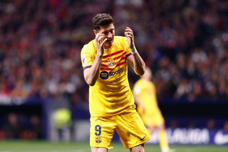 Левандовский отказался от зарплаты в 100 миллионов долларов