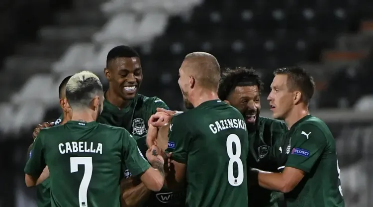 Мчится тройка удалая — в РФПЛ