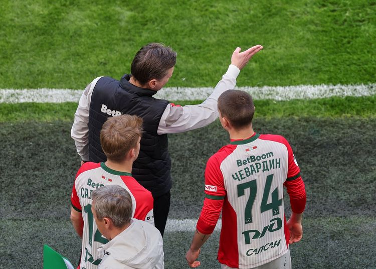 «Надо двигаться вперед», – Галактионов о поражении «Локомотива» против «Крыльев Советов»