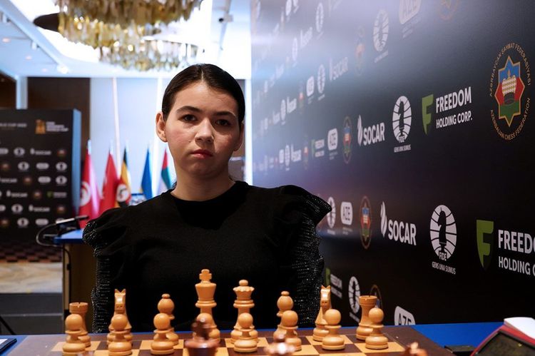 Горячкина сыграла вничью с Лэй Тинцзе в третьем туре турнира претенденток