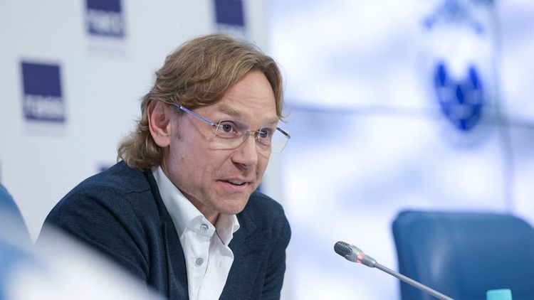 «Странно, что в списке нет Мамаева». Карпин вызвал в сборную России своих ребят