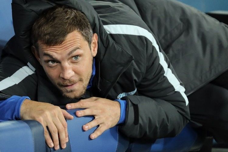 Отец Дзюбы ведет переговоры с «Зенитом»