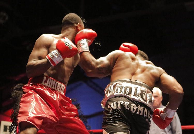 Боксерам-профи запретили ехать на Олимпиаду под страхом санкций