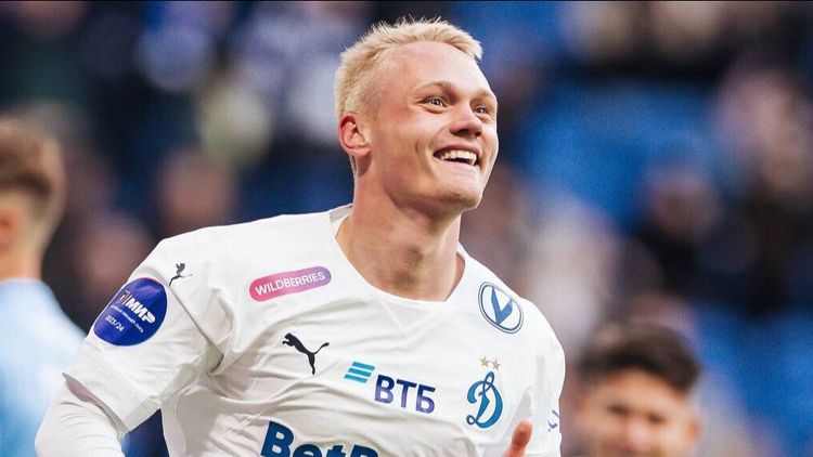 «Динамо» в концовке матча вырвало победу у «Акрона» в 24-м туре РПЛ