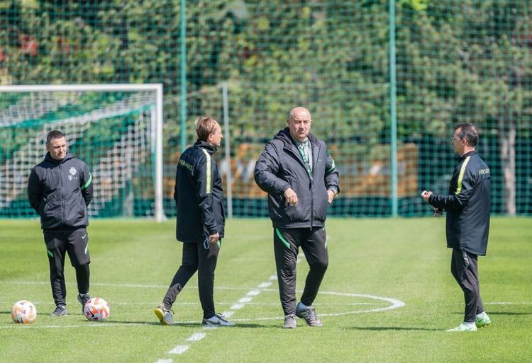 Станислав Черчесов: «Ференцварош» должен бороться за Лигу чемпионов. Планку, как в прыжках высоту, можно поднимать