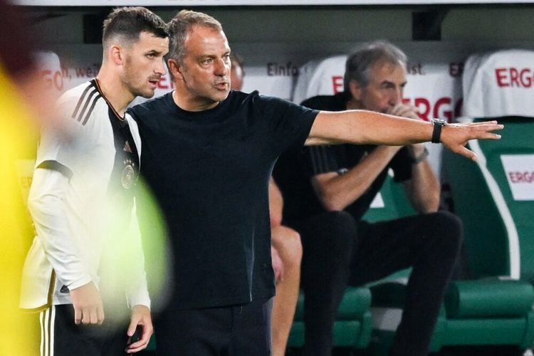 Флик уволен с поста главного тренера сборной Германии 