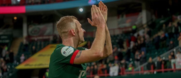 Сенников объяснил, в каком случае "Локомотиву" стоит продать Баринова