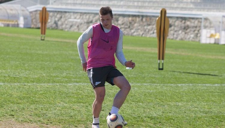 «Зенит» пытается вернуть воспитанника, раскритиковавшего клуб. Но на него есть другие претенденты