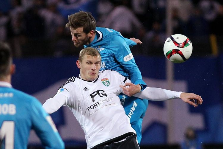 «Тосно» пустили на «Петровский», «Зенит»-2 бросает все силы на матч жизни в Саратове