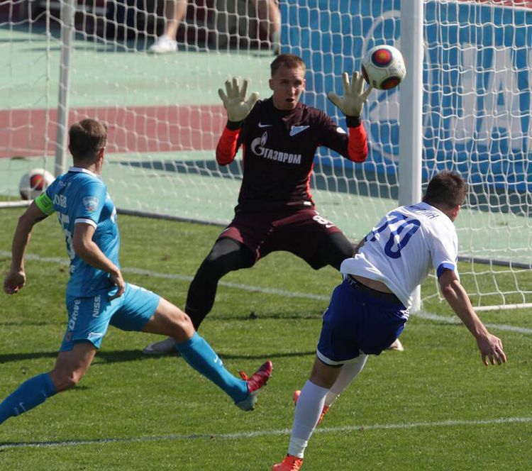 Бирюков отгрузил Радимову хет-трик