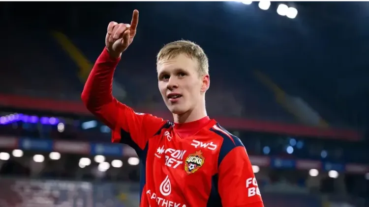 Агент полузащитника ЦСКА Кисляка находится в Италии на переговорах с клубами