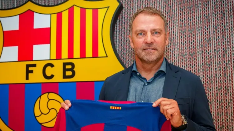 Флик опроверг слухи об уходе из «Барселоны»