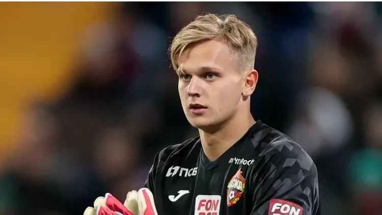 Пономарев рассказал, что нужно Торопу, чтобы стать основным вратарем ЦСКА