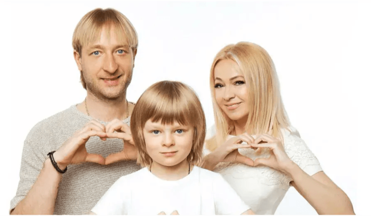 Сын Плющенко занимает 16-е место после короткой программы на дебютном ЮГП в Турции