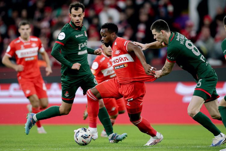 Захаров: Нужно было назначать пенальти в ворота «Спартака», судья Танашев поплыл