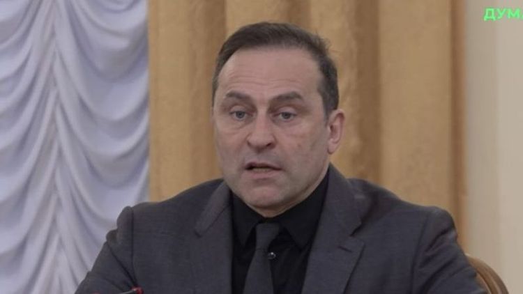 Крапивин сменил Свищева на посту главы Федерации керлинга
