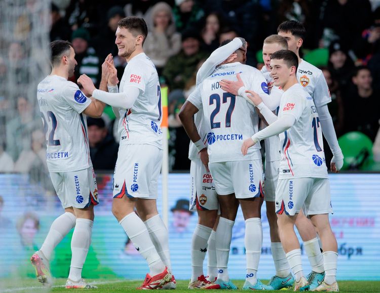 Семь футболистов ЦСКА могут покинуть клуб в зимнее трансферное окно