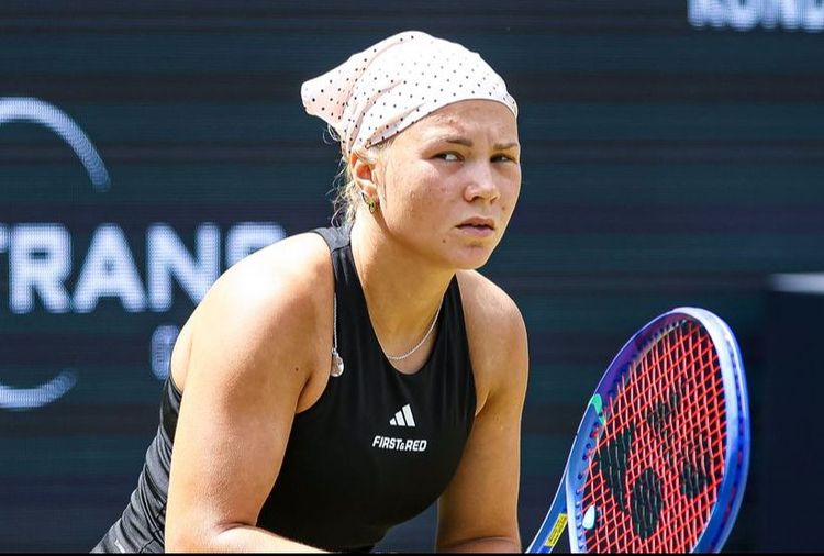 Шнайдер обыграла Фернандес и вышла в четвертьфинал турнира WTA