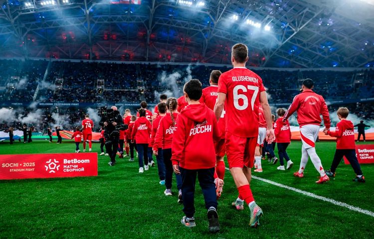 Кирьяков: 2-3 года еще нам нужно терпеть до возвращения сборной 