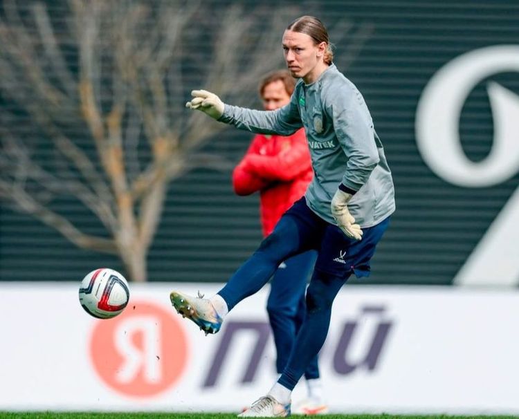 Березовский: В России у Сафонова есть отвлекающие моменты