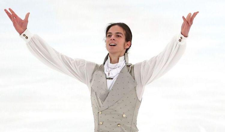 Гуменник одержал победу на турнире шоу-программ «Русский вызов»